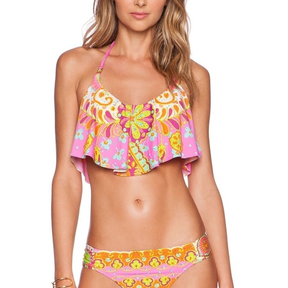 EUC - Trina Turk Pinkberry Woodblock Flounce Halter Neck Bikini Top - size 6 - Picture 3 of 8